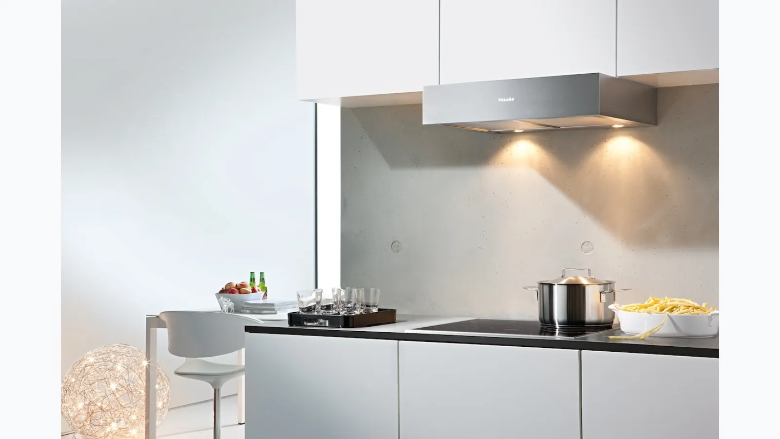 Cappa Sottopensile DA 1260 a Led a risparmio energetico di Miele