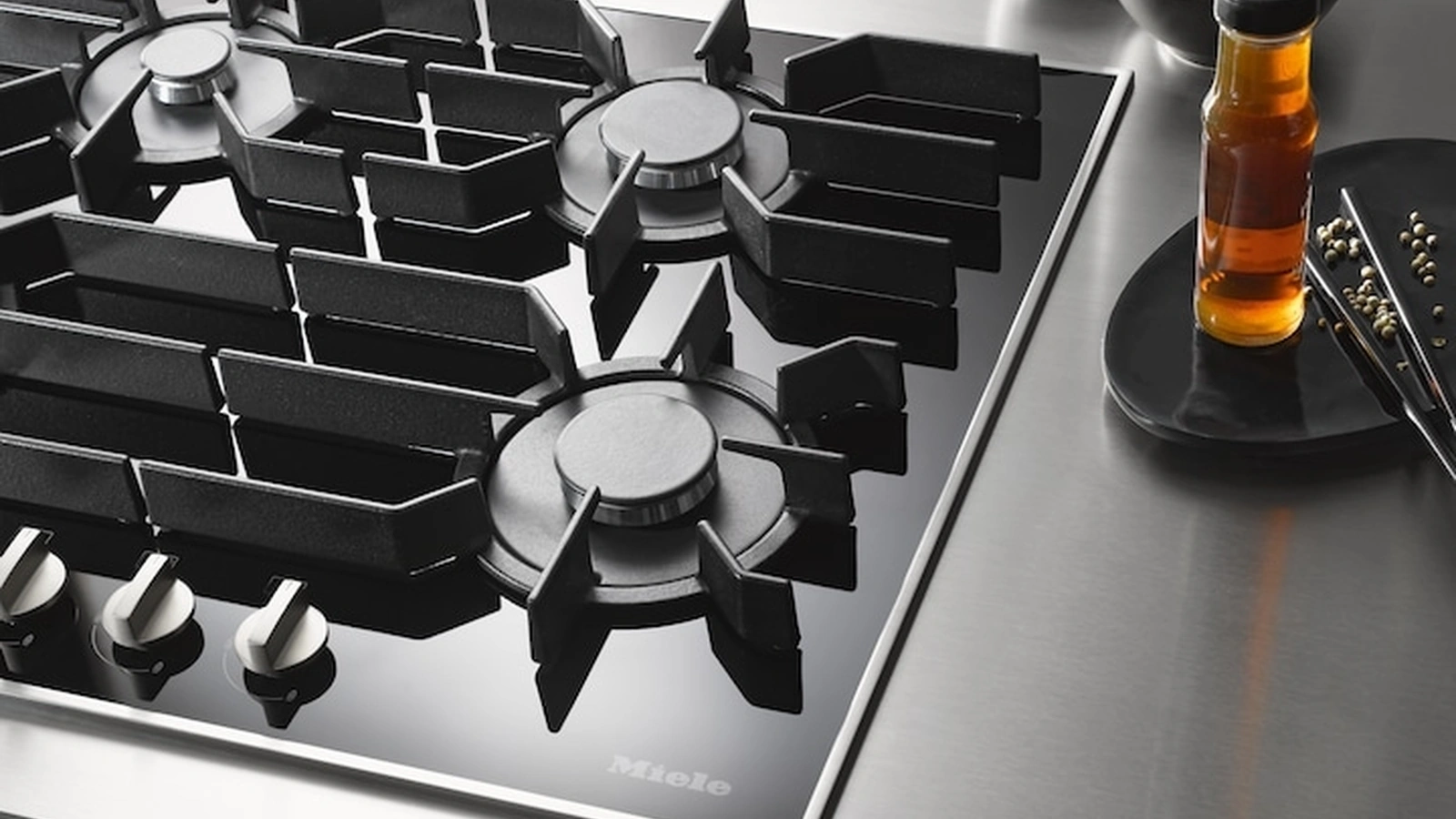 Piano Cottura a gas KM 3054-1 di Miele