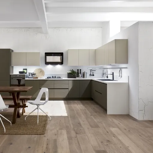 Cucina Moderna angolare Zenzero in Rovere laccato Tortora e Juta di Arrex